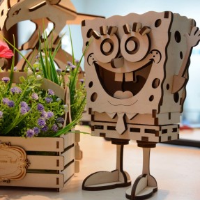 Laser cut a wooden Spongebob model